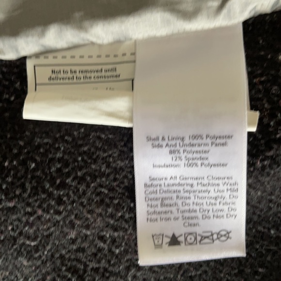 Eddie Bauer Black Puffer Jacket - Picture 9 of 9